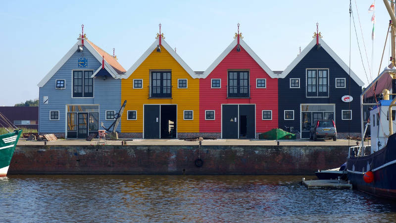 Parken Groningen - Farbige Häuser