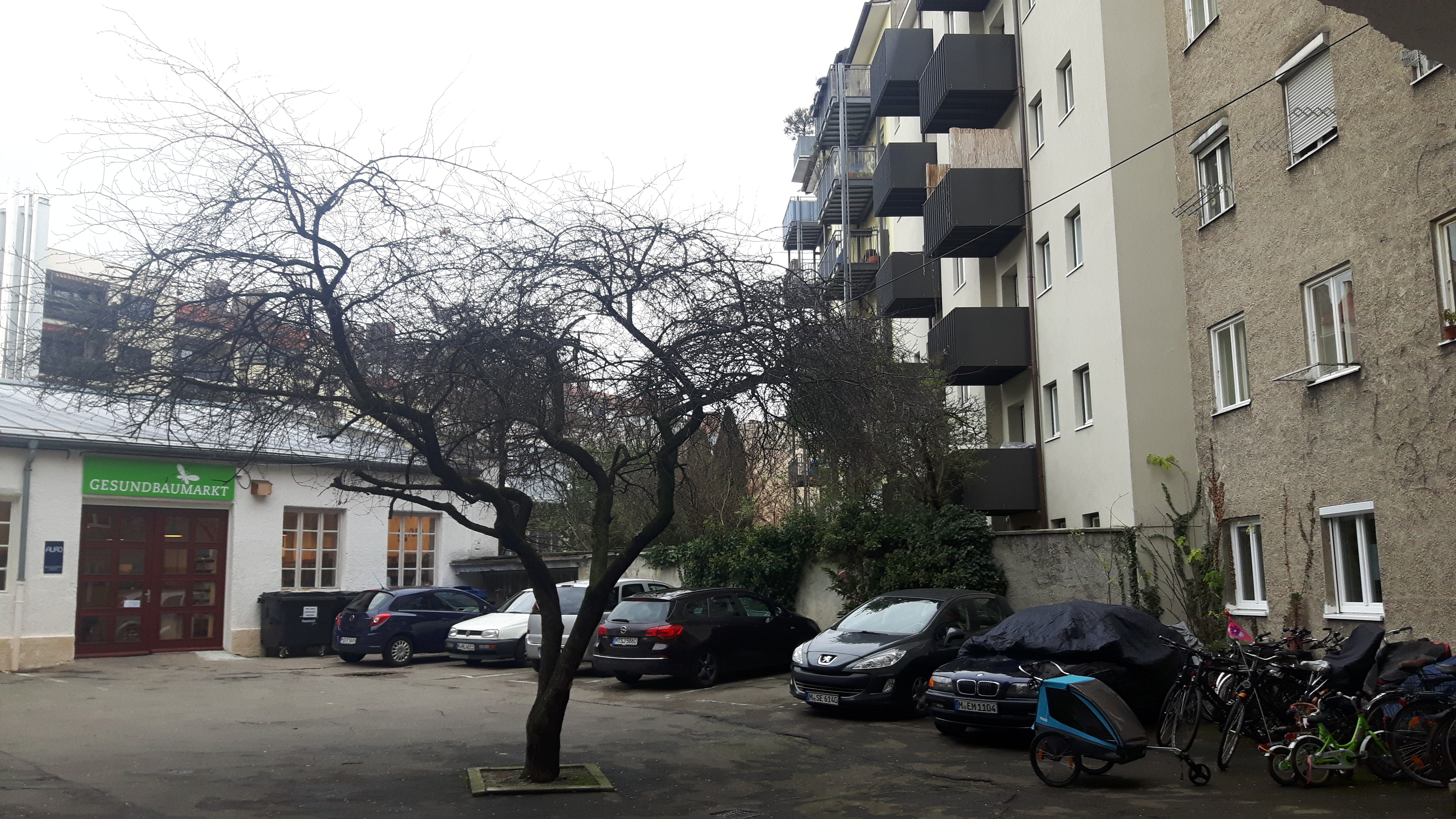 Privat Parkplatz am Gasteig – Bild 1