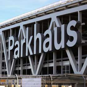 Parkhaus oder Parkplatz?