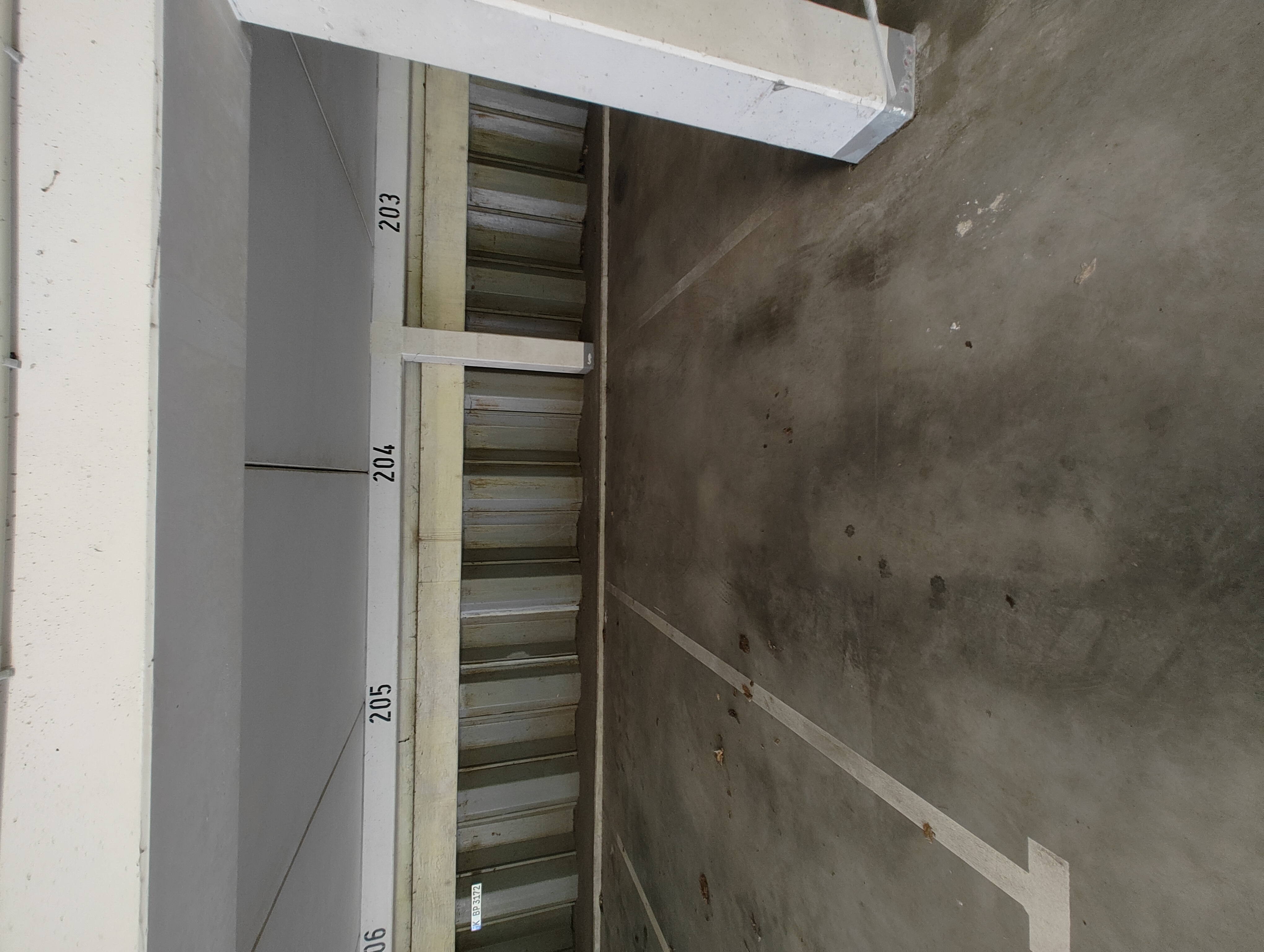 Parkhaus Stellplatz Nähe Südbahnhof – Bild 1