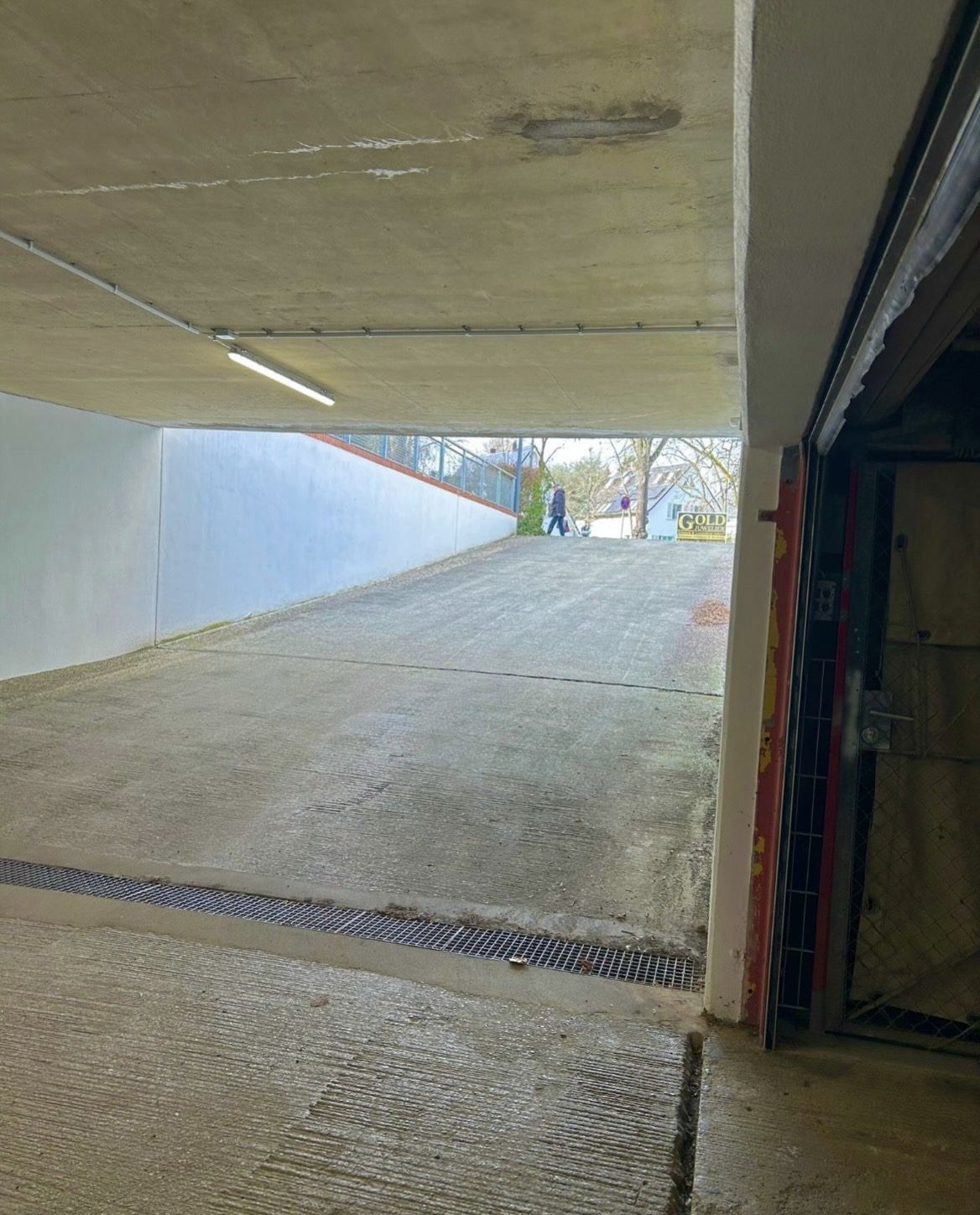 Stellplatzbox in Tiefgarage zur Vermietung nahe Ku`damm, ab 01.06.2026! – Bild 2