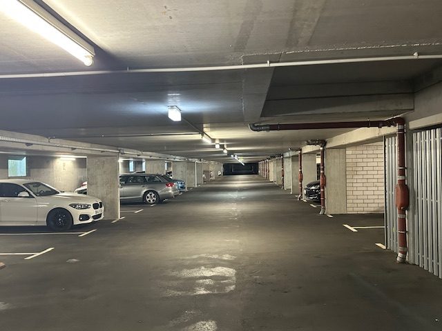 Tiefgaragenstellplatz Mannheim-Neuhermsheim – Bild 1