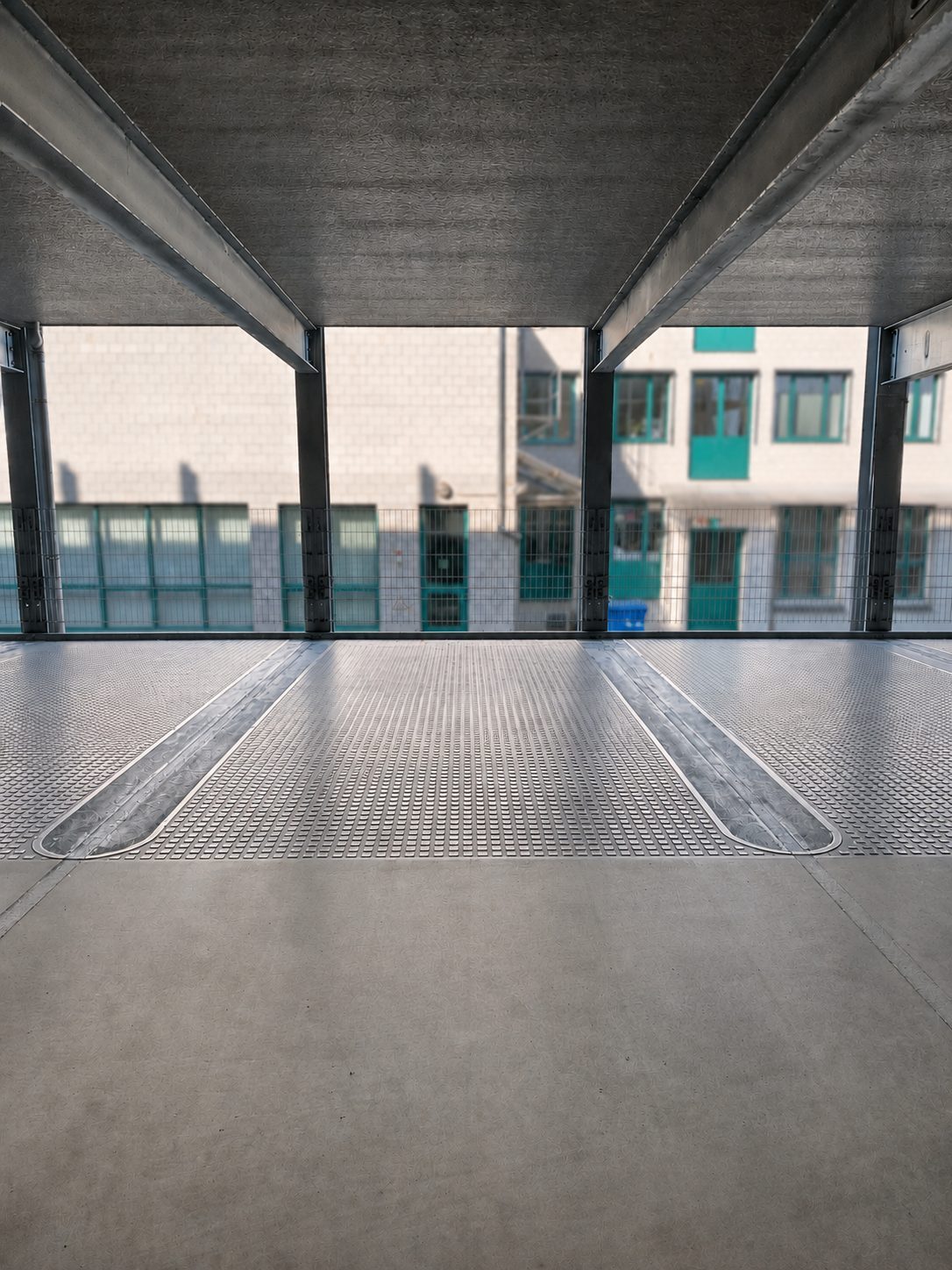 Moderner PKW-Stellplatz in gepflegtem Parkhaus zu vermieten. – Bild 4